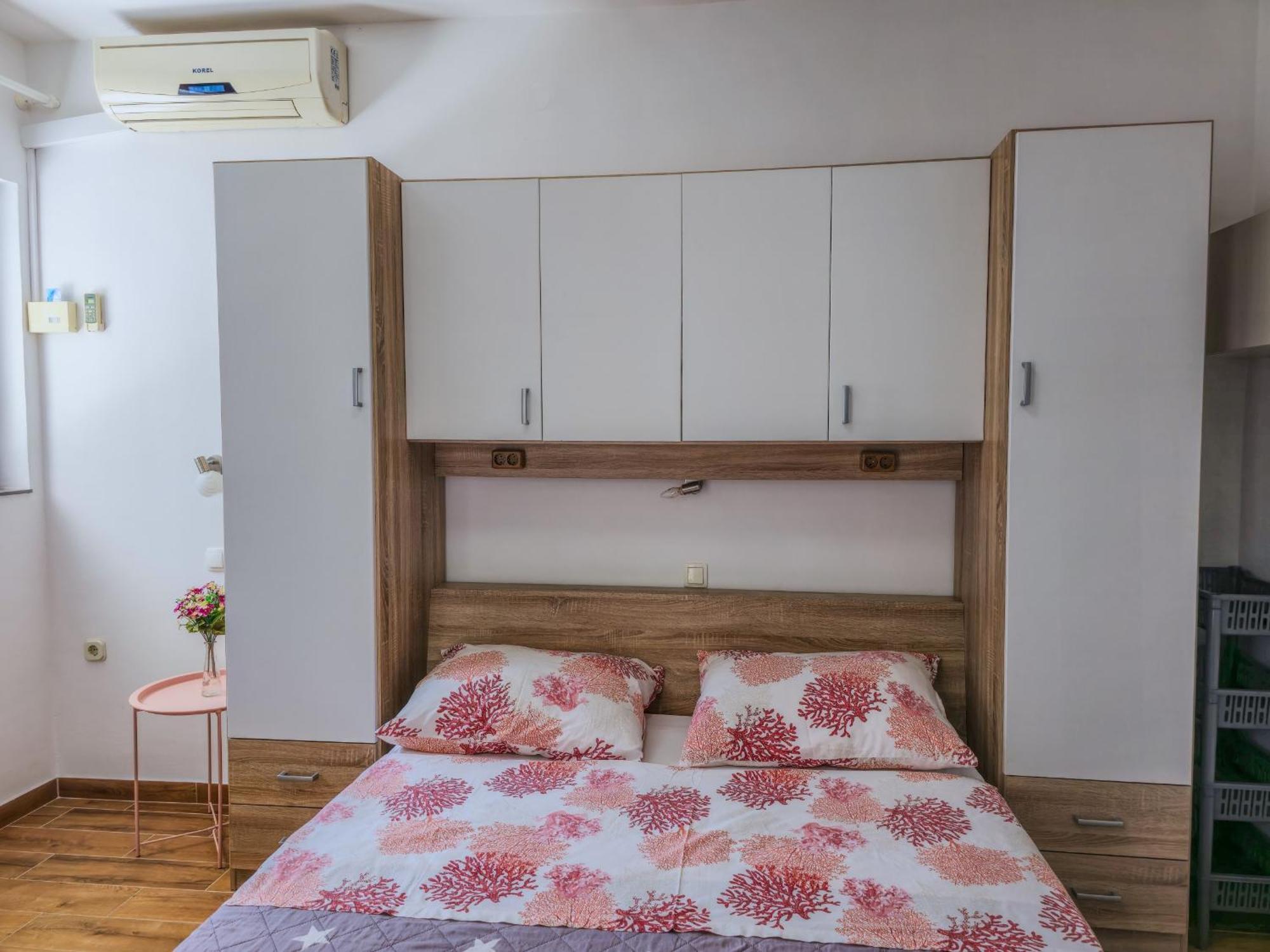 Apartments Neda Omiš Szoba fotó