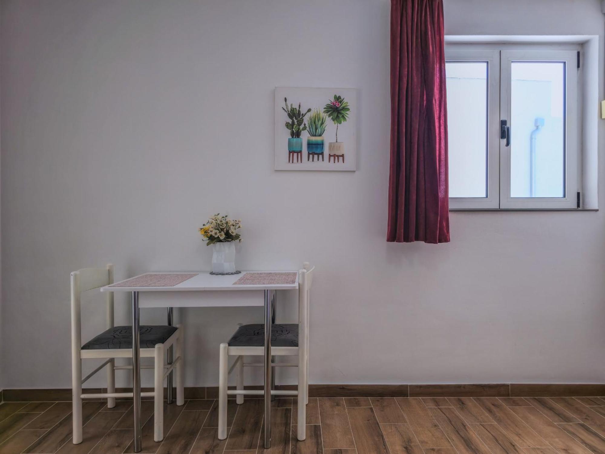 Apartments Neda Omiš Kültér fotó
