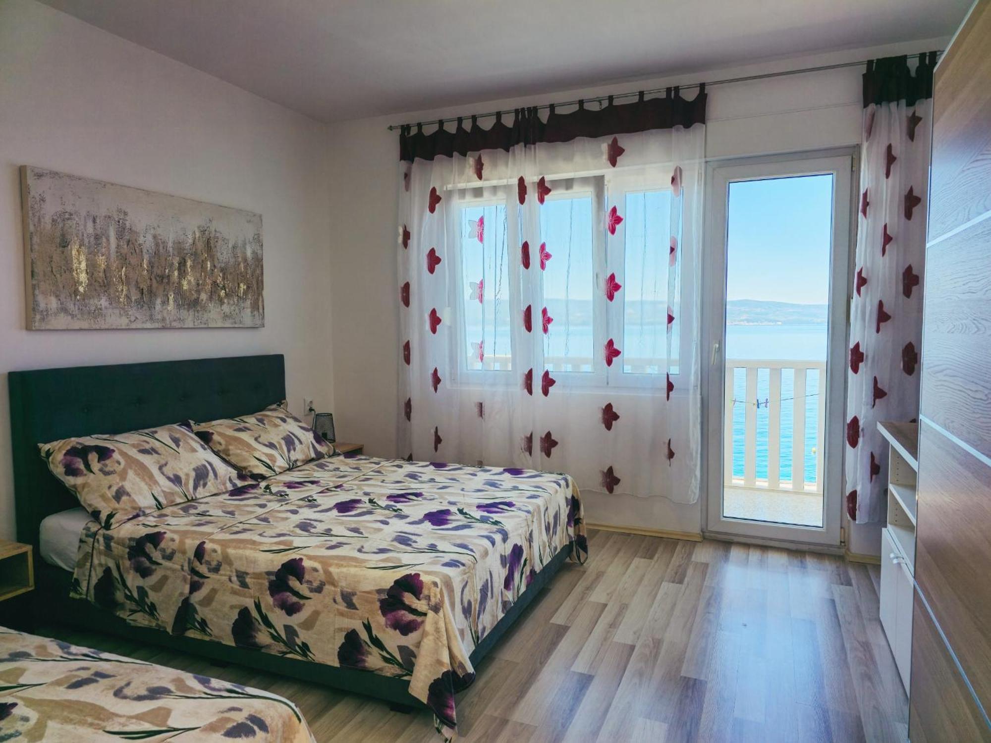 Apartments Neda Omiš Szoba fotó