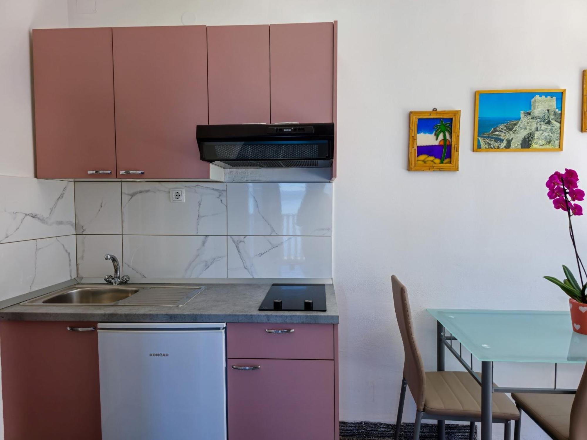 Apartments Neda Omiš Szoba fotó