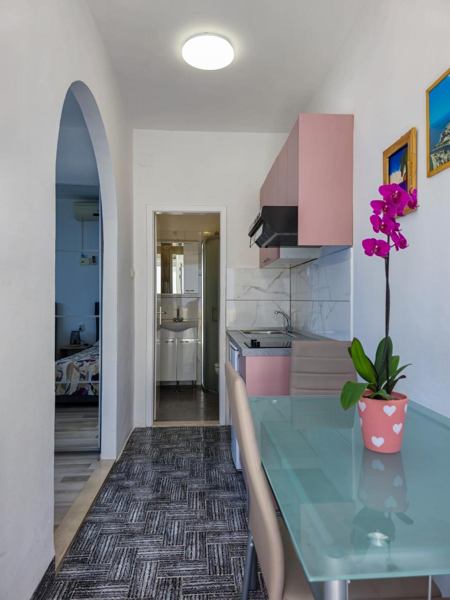 Apartments Neda Omiš Szoba fotó